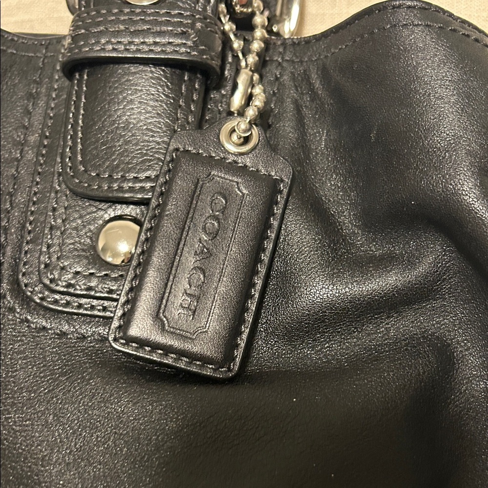 Coach Black Leather Shoulder Bag - Picture 2 of 8